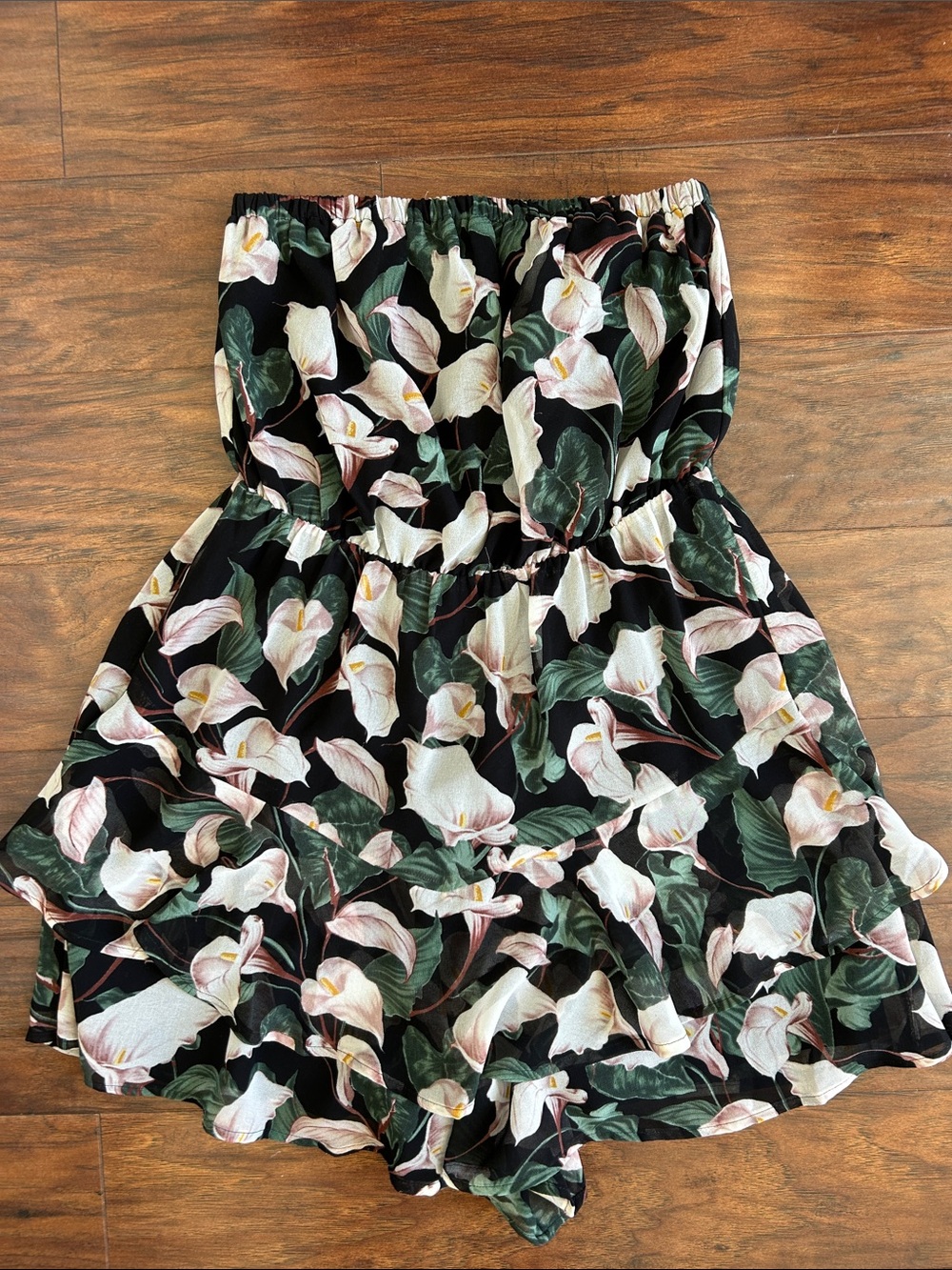 Express Black Strapless Floral Skort with White and Green Calla Print